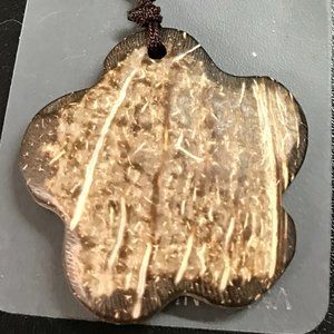 18" Adjustable Flower Cotton and Coconut Shell Necklaces